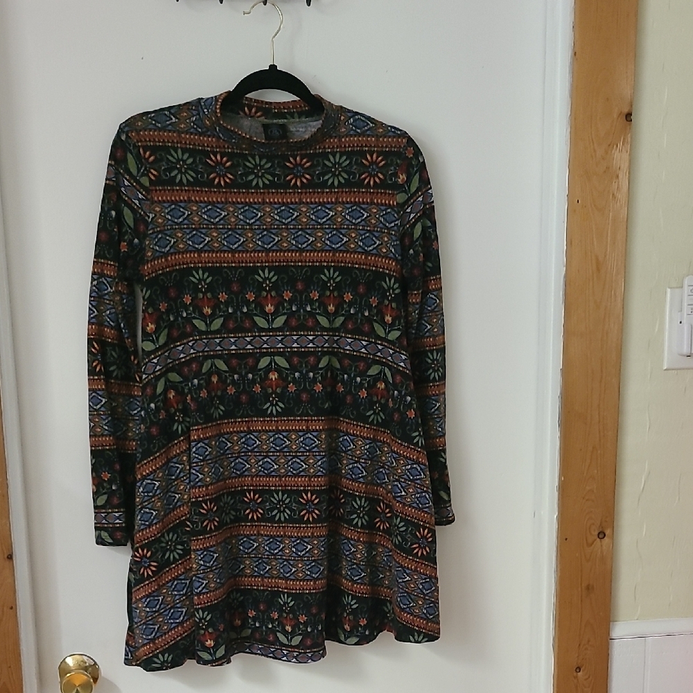 Agnes & Dora Colorful Geometric Long Sleeve Dress